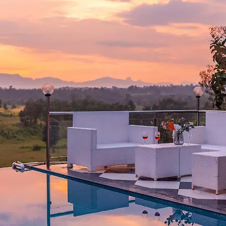 Stayvista'S Vine & Splash - 9Bhk River-View Villa With Infinity Pool-3